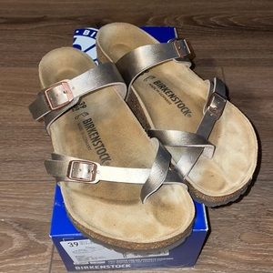 Like New Birkenstock Mayari “Graceful Taupe” size 39